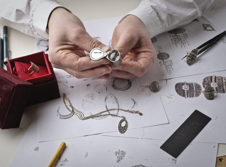 5 Unexpected Ways to Personalize Your Lab-Grown Diamond Engagement Ring