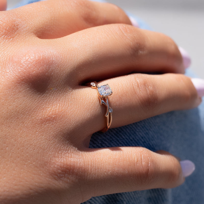 1.50 - 3.50 CT Cushion Cut CVD Diamond twig Engagement Ring