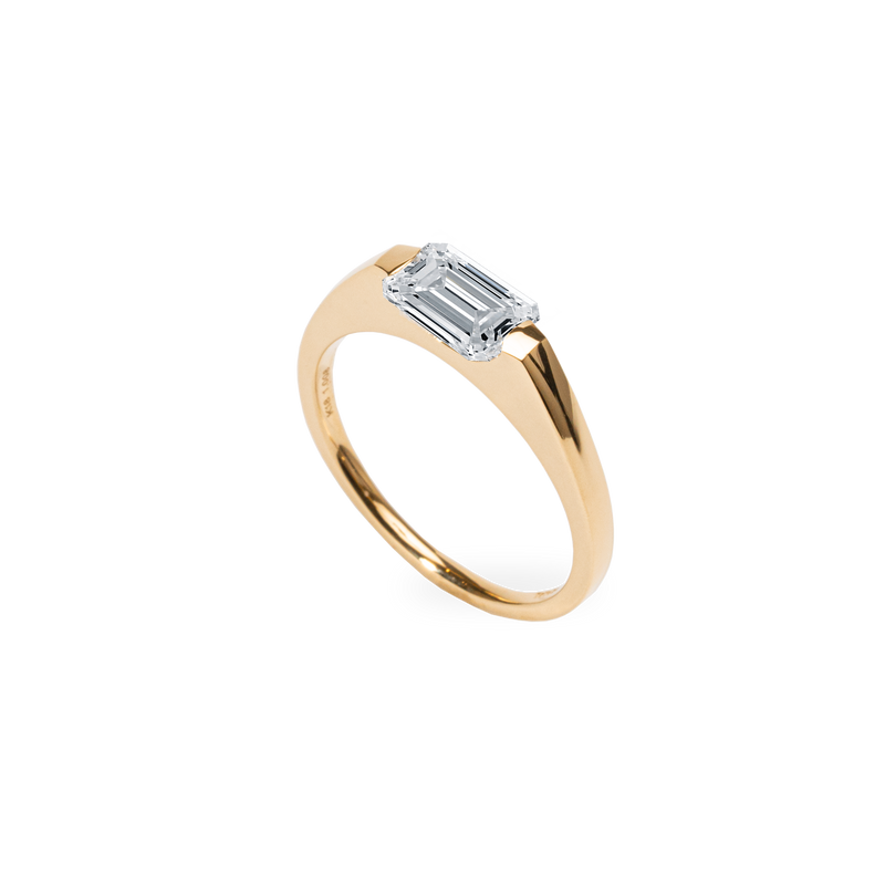 1.0CT-2.0CT East West Emerald Cut Moissanite Diamond Engagement Ring