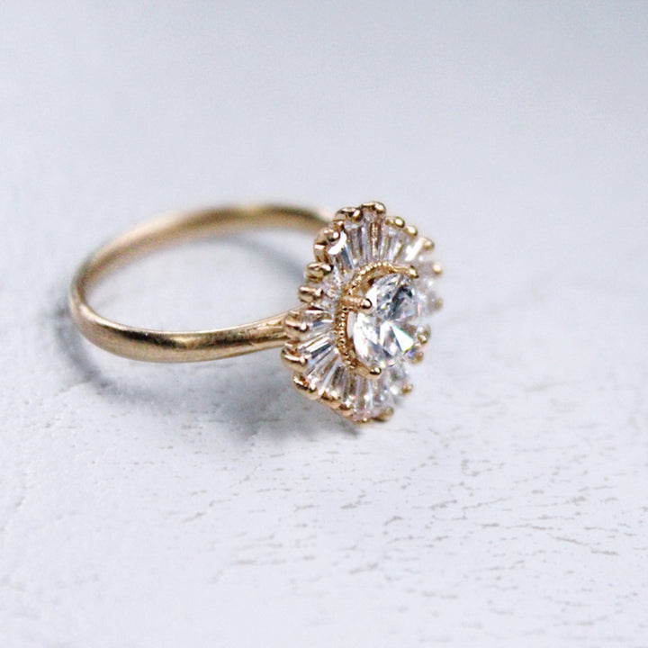 1.0CT Round Cut Ballerina Style Moissanite Engagement Ring