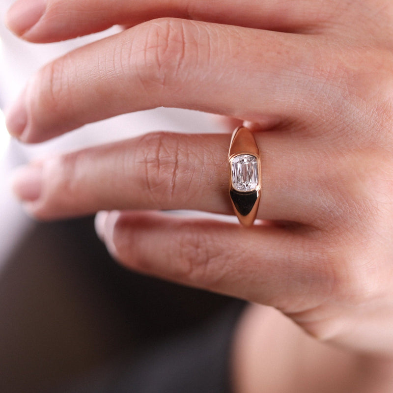 1.0CT-2.0CT Superb Scissor Cut Moissanite Diamond East West Flush Engagement Ring