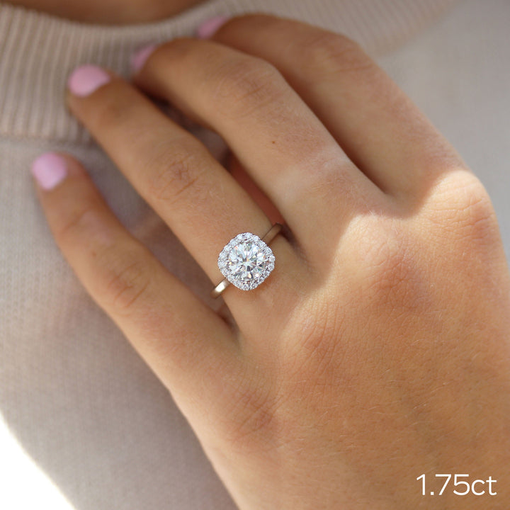 1.75CT Round Brilliant Cut Moissanite Halo Engagement Ring