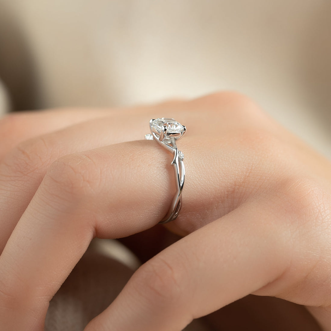 1.50 - 3.50 CT Cushion Cut CVD Diamond twig Engagement Ring