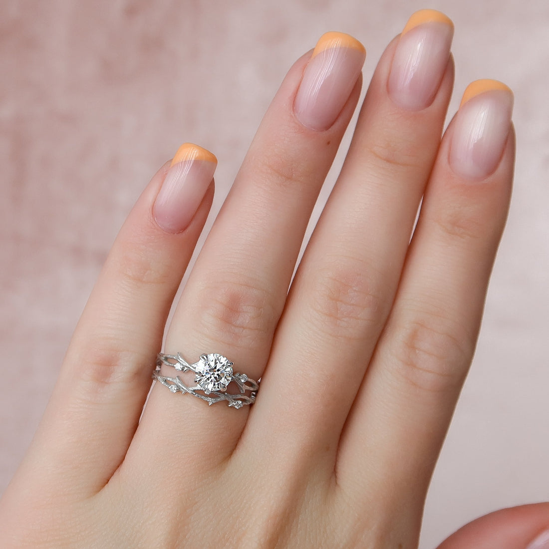 1.0 - 3.0 CT Round Cut CVD Diamond Twig Setting  Engagement Ring