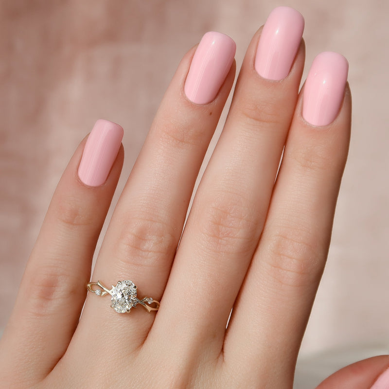 2.0 - 4.0 CT Oval  Cut CVD Diamond twig Engagement Ring