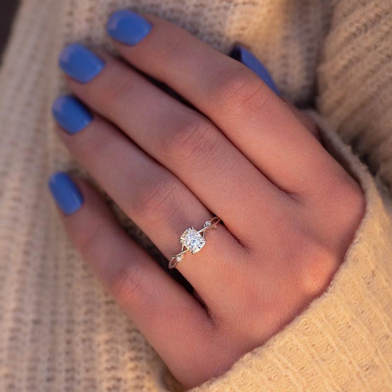 2.0 - 4.0 CT Elongated Cushion Cut CVD Diamond twig Engagement Ring