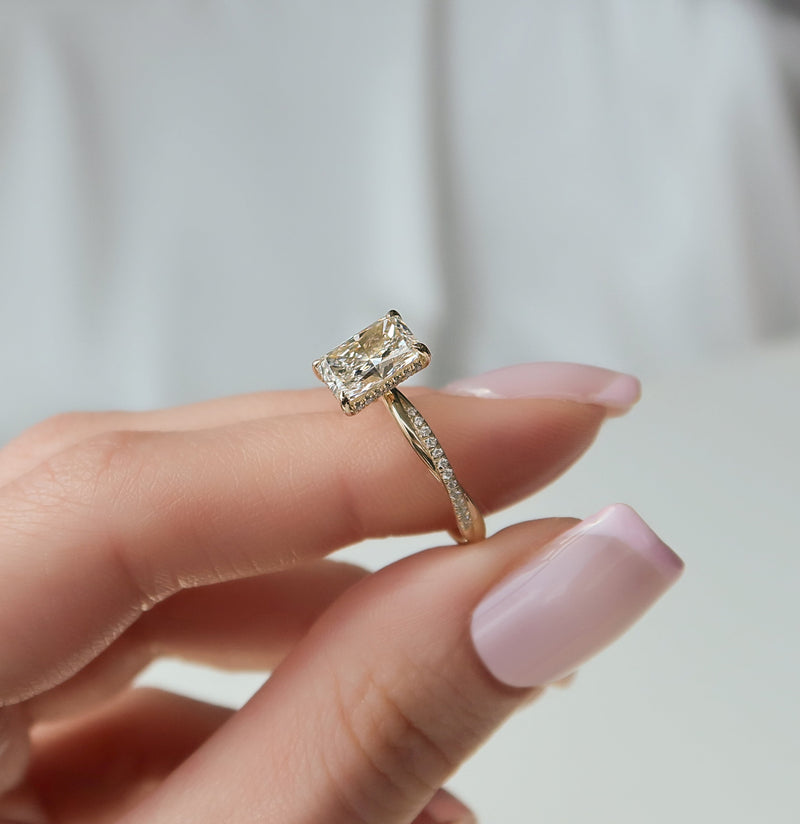 2.0 - 4.0  CT Radiant Cut CVD Diamond twisted Pave Engagement Ring