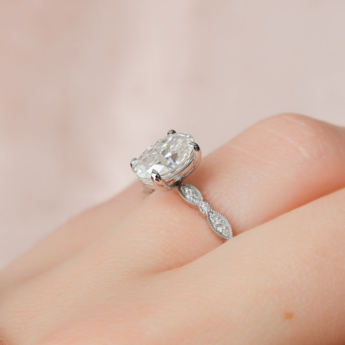 2.0 -4.0 CT Oval Cut CVD Diamond Pave Engagement Ring