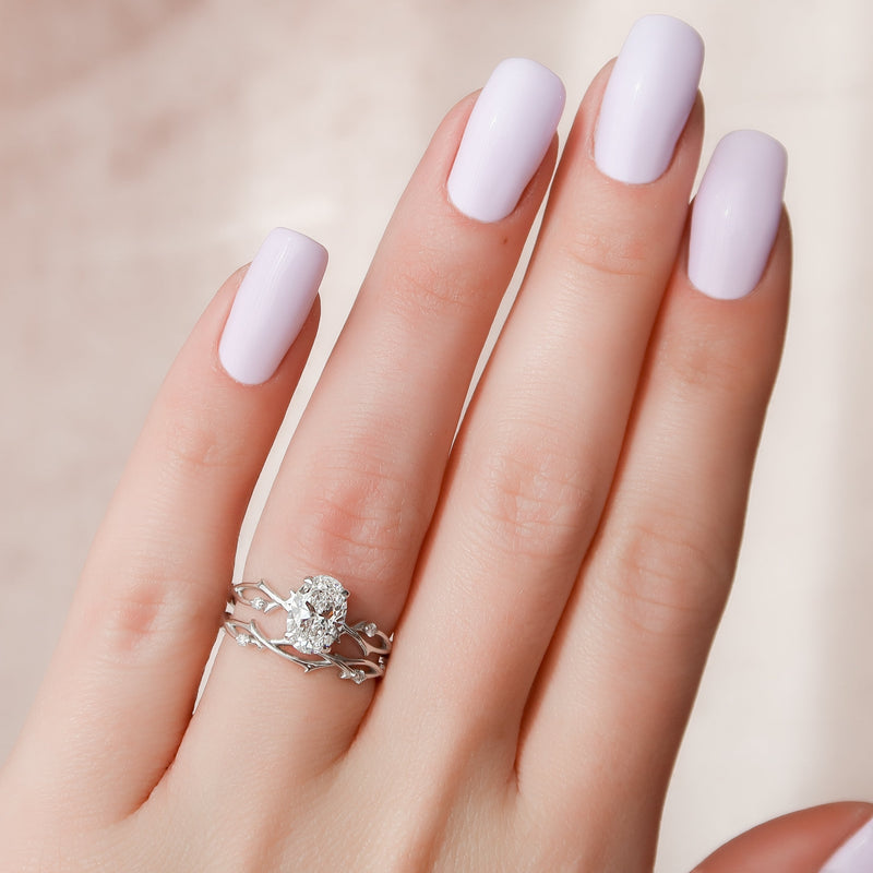 2.0 - 4.0 CT Oval  Cut CVD Diamond twig Engagement Ring