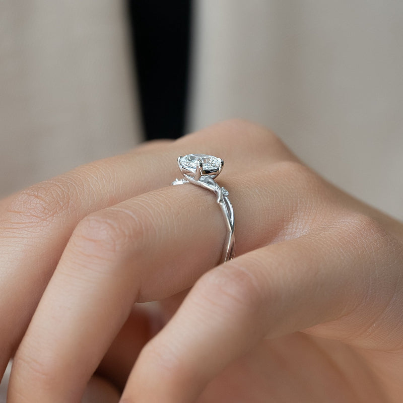 1.50 - 3.50 CT Cushion Cut CVD Diamond twig Engagement Ring