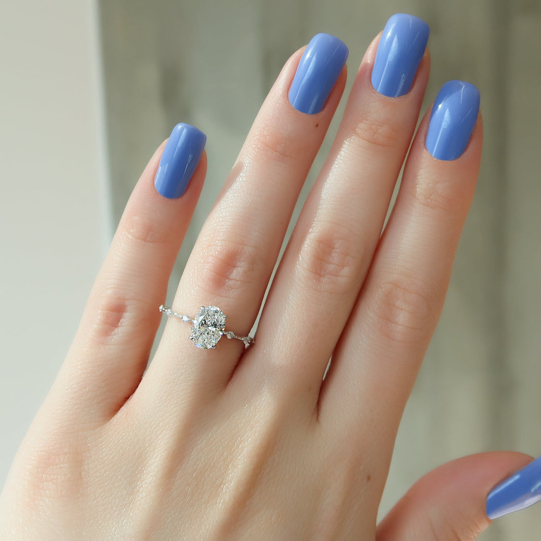 2.0 -4.0 CT Oval Cut CVD Diamond Dainty Engagement Ring