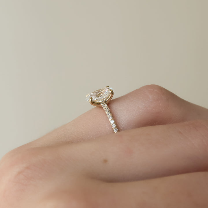 1.0 -3.0 CT Oval Cut CVD Diamond Pave Engagement Ring
