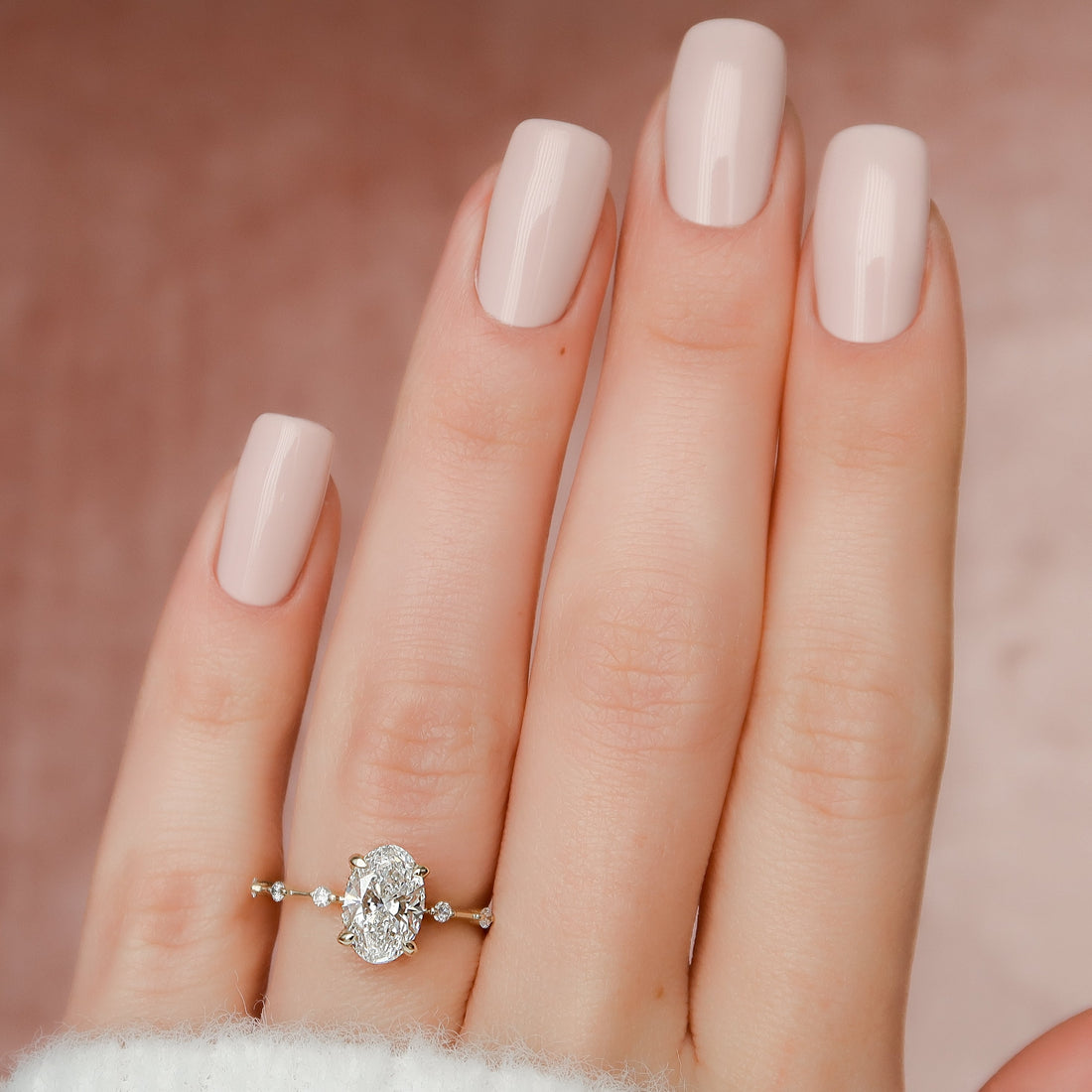 2.0 -4.0 CT Oval Cut CVD Diamond Dainty Engagement Ring