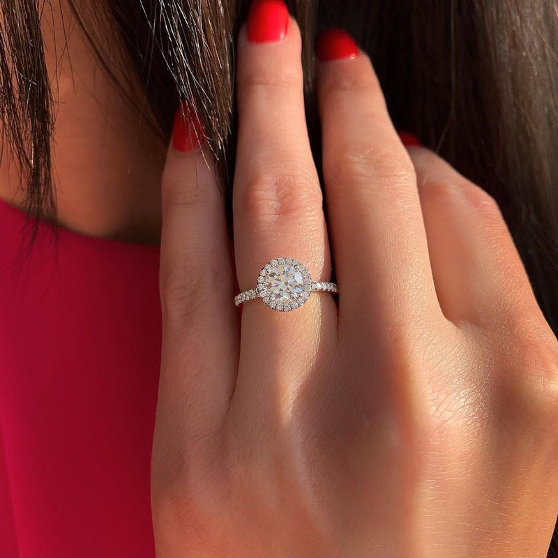1.0CT Round Brilliant Cut Moissanite Diamond Halo Engagement Ring