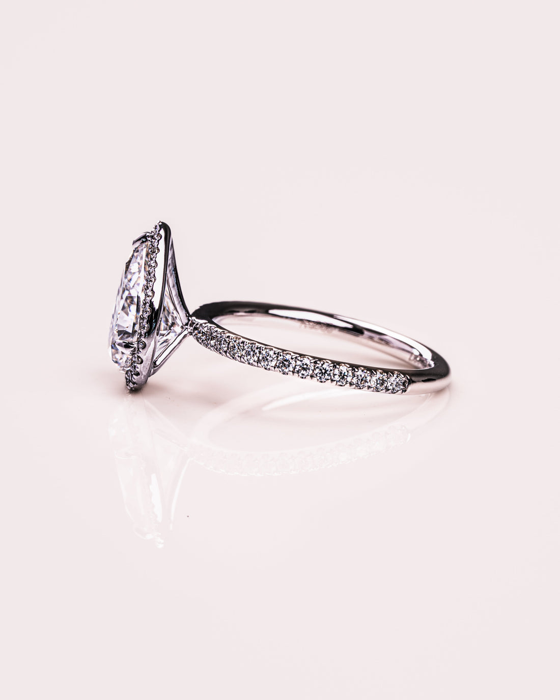 1.93-3.93 CT Pear  CVD Diamond Halo Pave Setting Engagement Ring