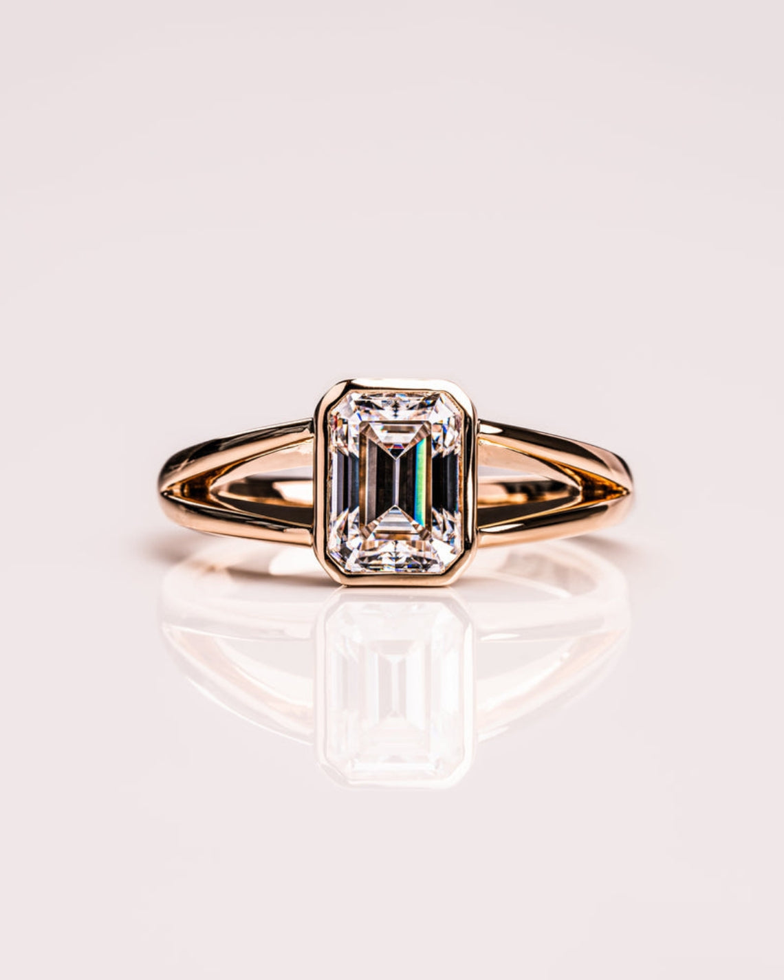 1.60-3.60 CT Emerald CVD Diamond Bezel Solitaire Engagement Ring