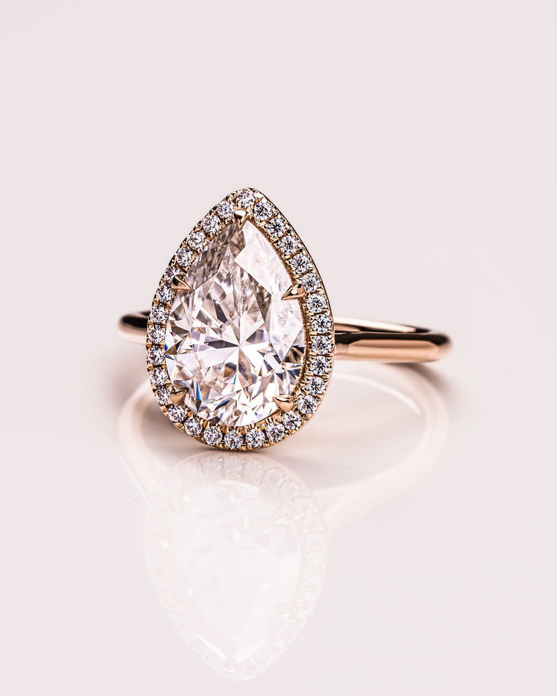 2.0-3.50 CT Pear CVD Diamond Halo Engagement Ring
