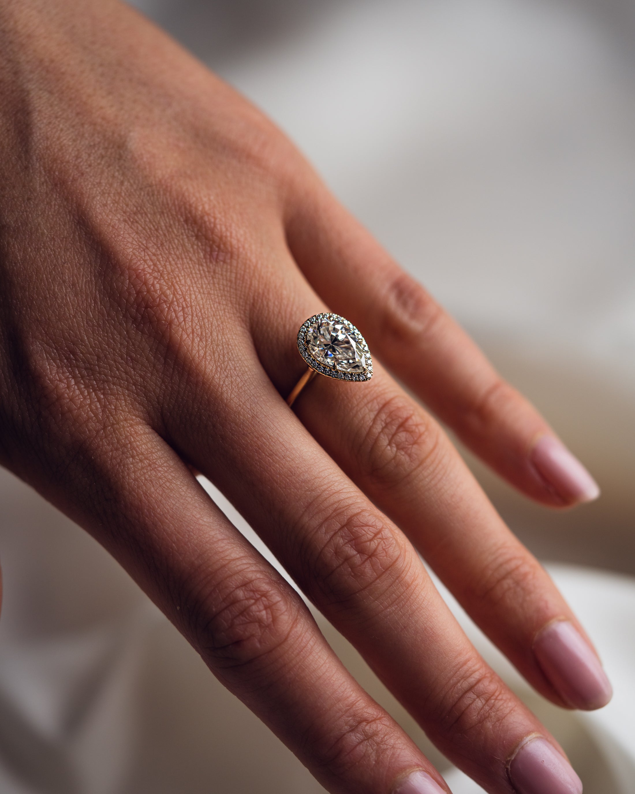 2.0-3.50 CT Pear CVD Diamond Halo Engagement Ring