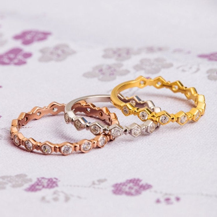 0.25CTW Round Brilliant Cut Bezel Set Unique Stacking 3/4 Eternity Wedding Band