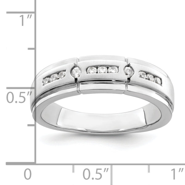 3.5mm Round Cut Lab Grown Men's Wedding Band In White Gold