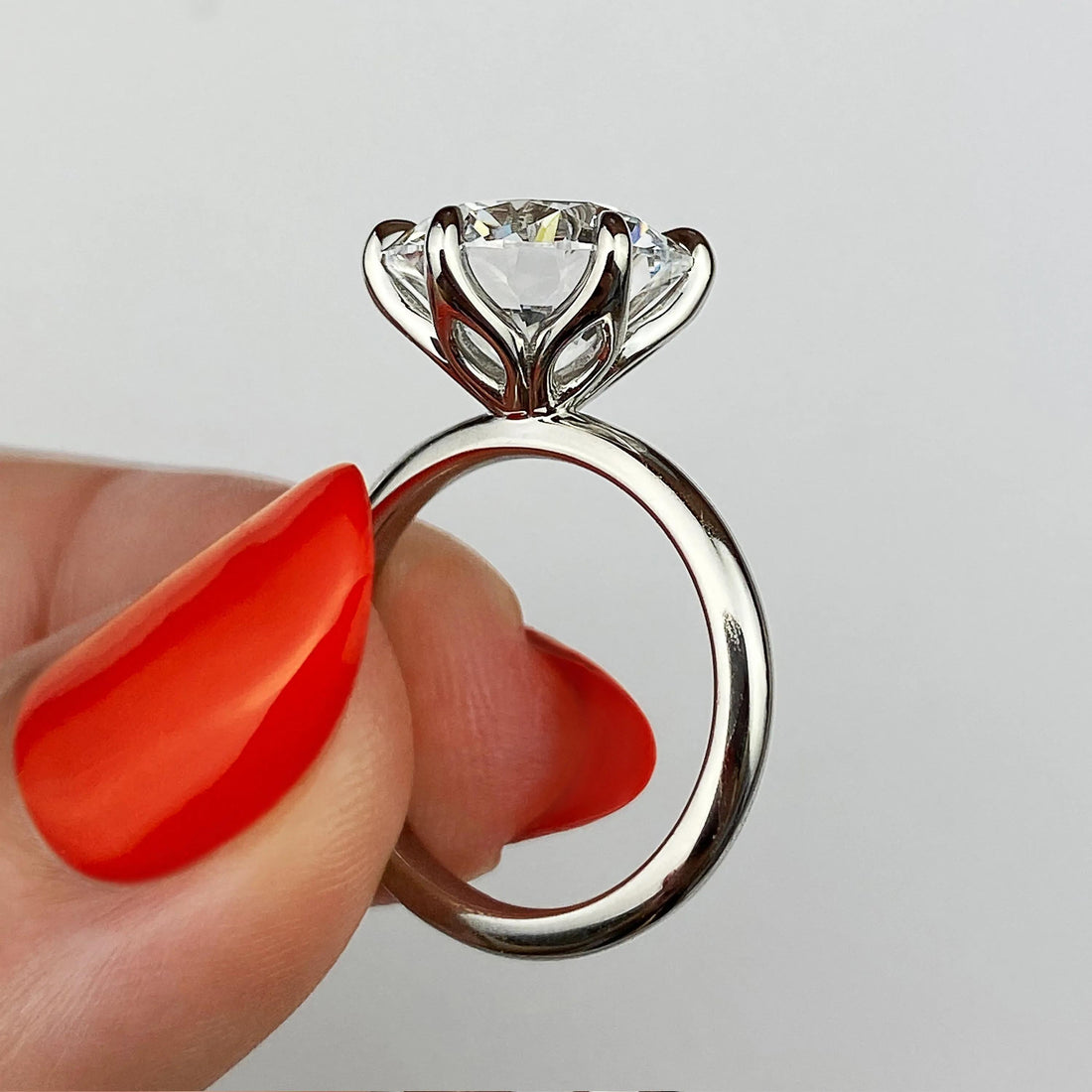 1.86 Ct Solitaire Round Floral Moissanite Diamond Engagement Ring