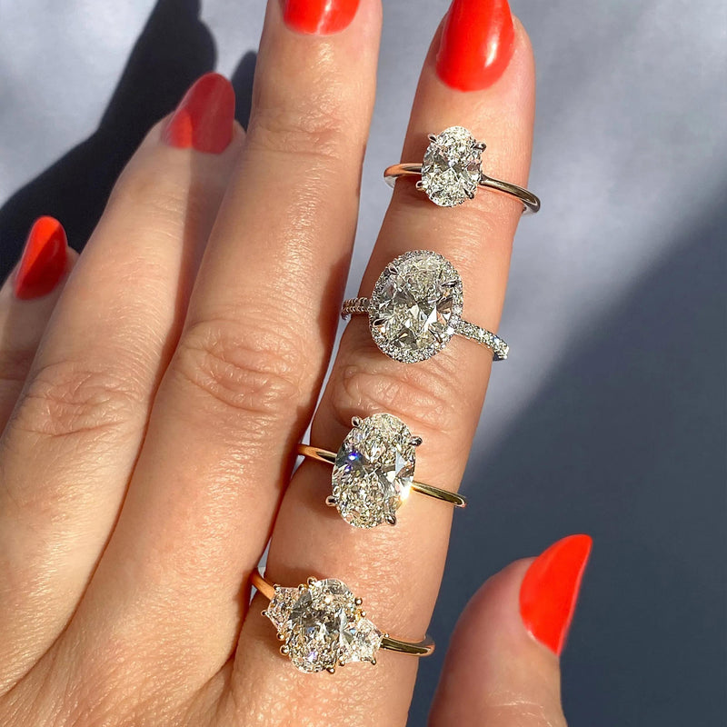 2.0 Ct  Oval Cut  Solitaire Moissanite Diamond  Engagement Ring