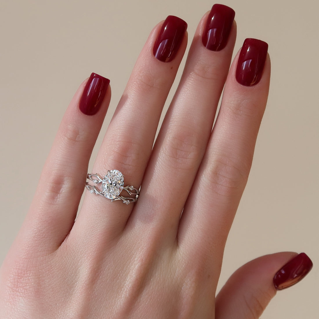 2.0 - 4.0 CT Oval  Cut CVD Diamond twig Engagement Ring