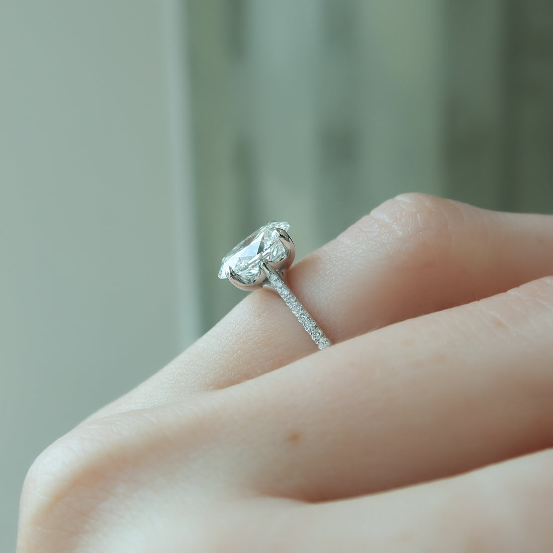 2.0 -4.0 CT Oval Cut CVD Diamond Pave Engagement Ring