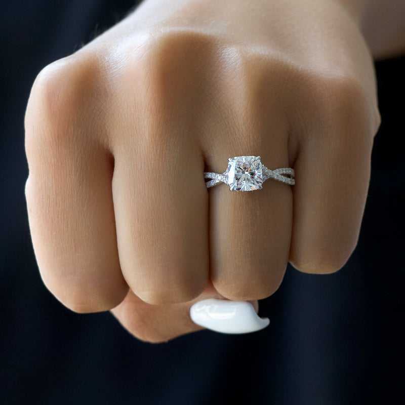 2.0 - 3.0 CT Cushion Cut CVD Diamond Twig Engagement Ring