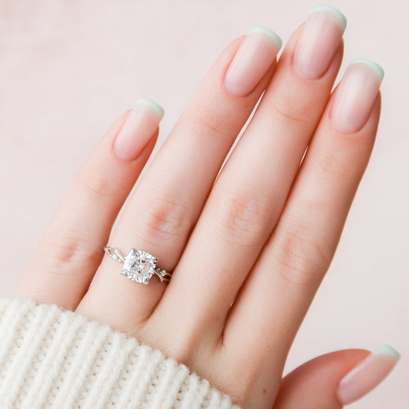 1.50 - 3.50 CT Cushion Cut CVD Diamond twig Engagement Ring