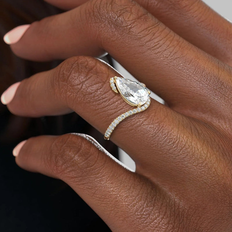 1.0 - 3.0 CT Pear Cut CVD Diamond Bypass Setting Engagement Ring