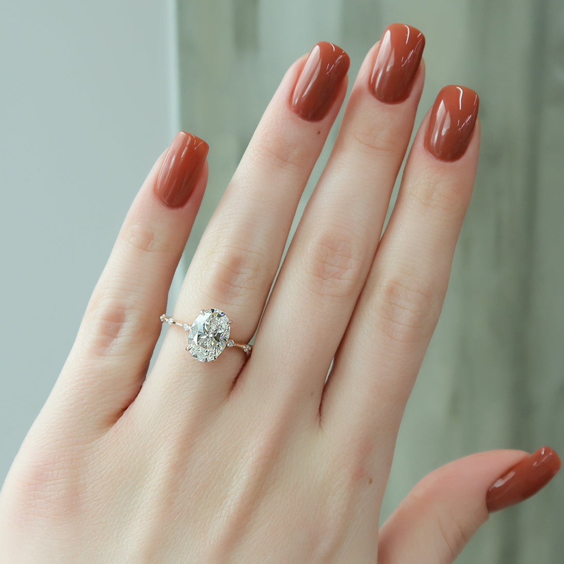 2.0 -4.0 CT Oval Cut CVD Diamond Dainty Engagement Ring