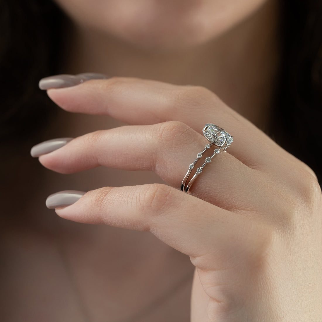 2.0 -4.0 CT Oval Cut CVD Diamond Dainty Engagement Ring