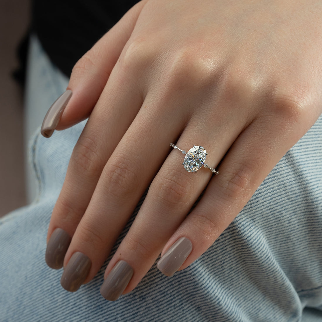 2.0 -4.0 CT Oval Cut CVD Diamond Dainty Engagement Ring