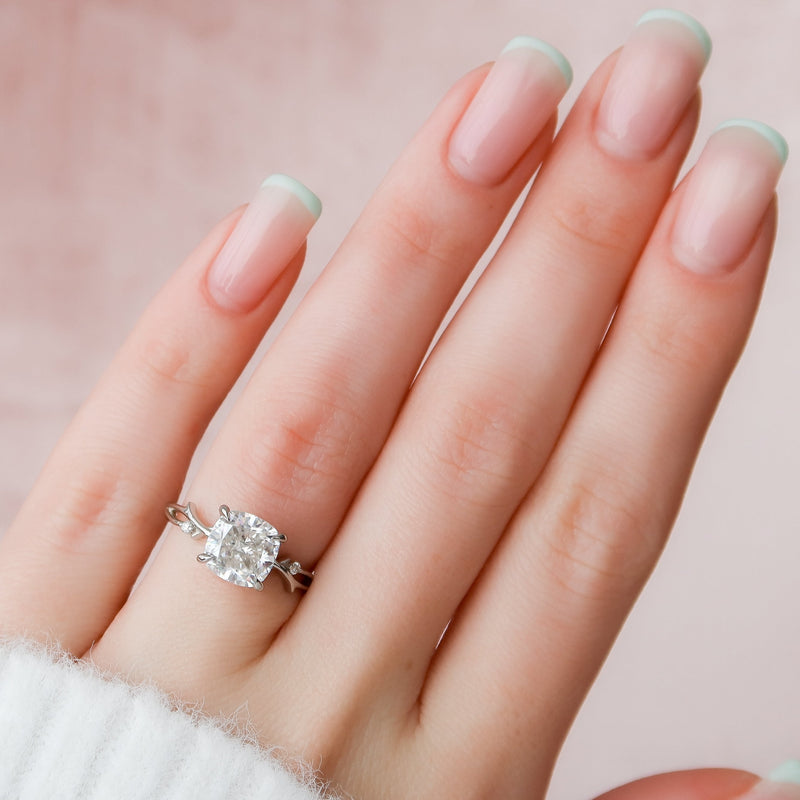 1.50 - 3.50 CT Cushion Cut CVD Diamond twig Engagement Ring