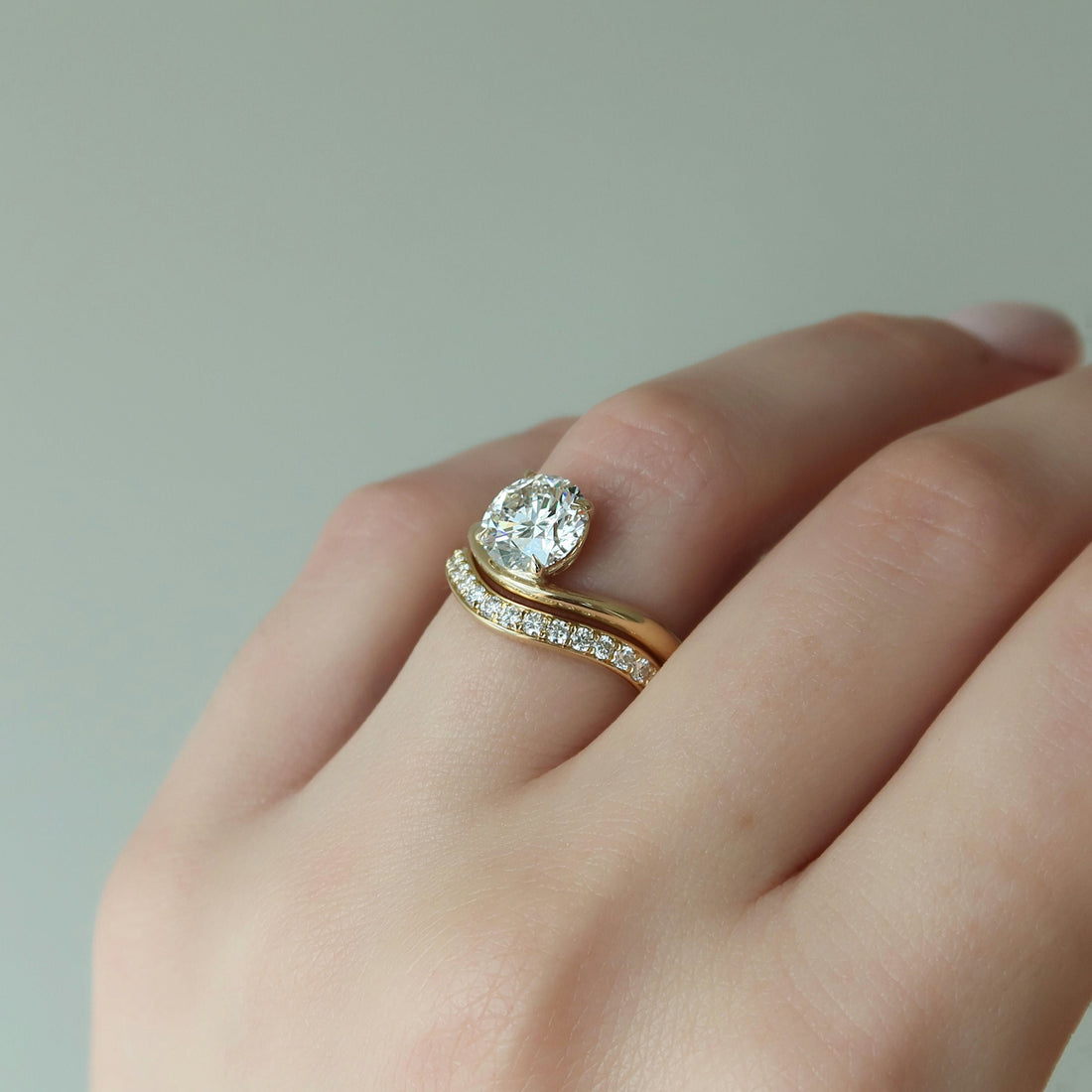 1.0 - 3.0 CT Round Cut CVD Diamond Solitaire Engagement Ring