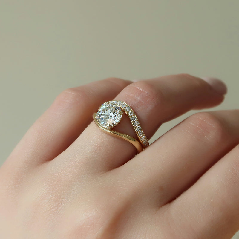 1.0 - 3.0 CT Round Cut CVD Diamond Solitaire Engagement Ring