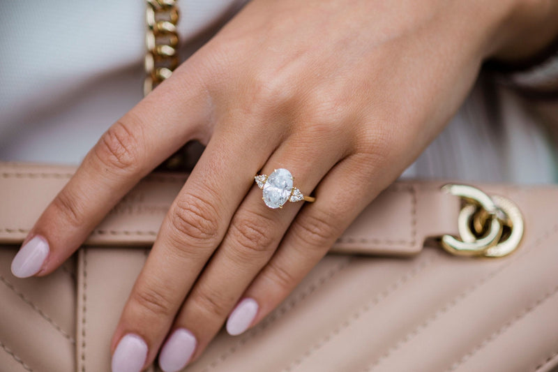 4.0CT Oval Cut 3 Stone Style Unique Moissanite Engagement Ring