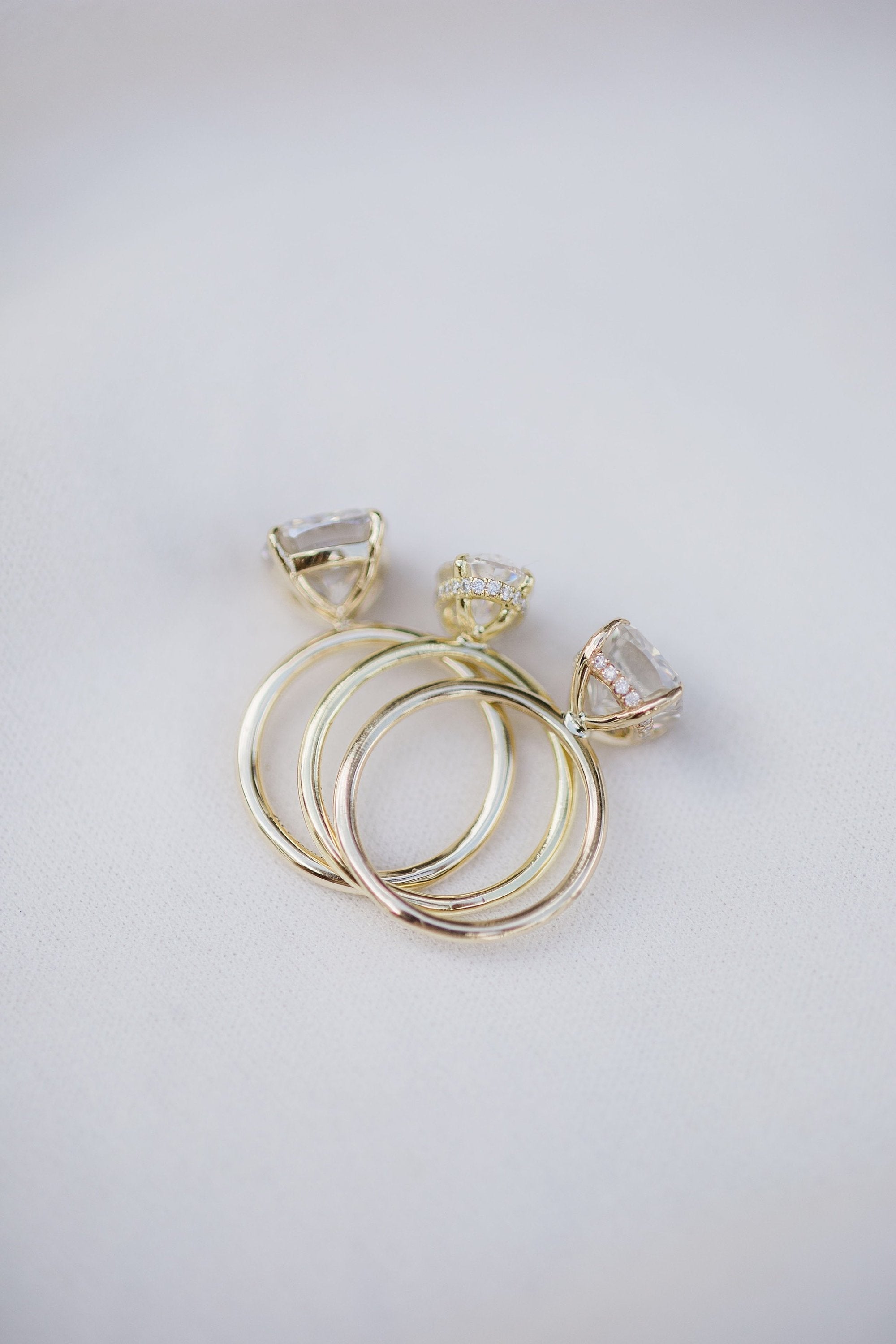 3.0CT Cushion Moissanite Solitaire Hidden Halo Setting Engagement Ring