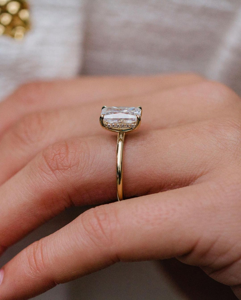 3.12 CT Radiant Solitaire Moissanite Diamond Engagement Ring