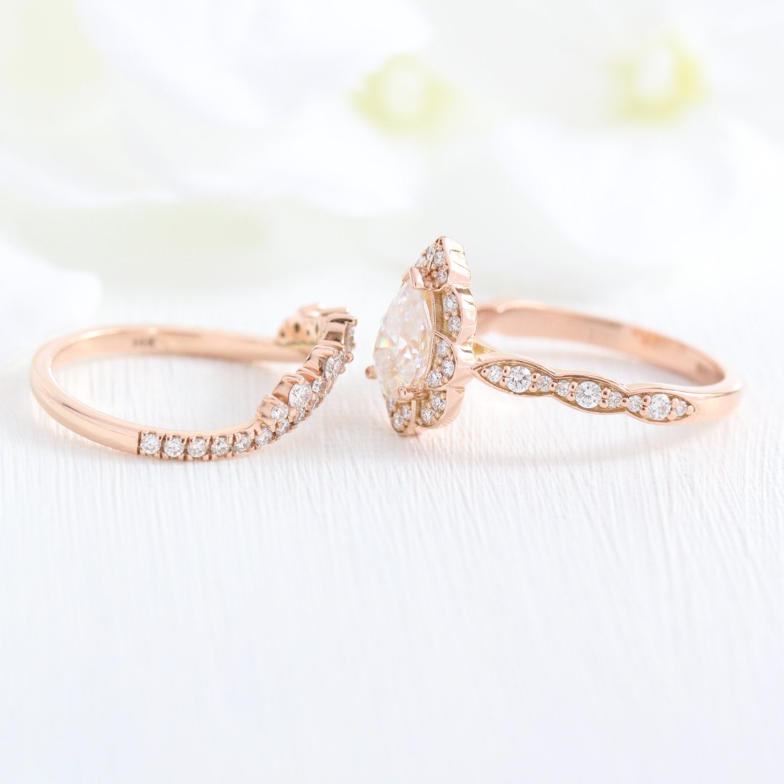 1.0CT Pear Cut Moissanite Vintage Halo Bridal Ring Set