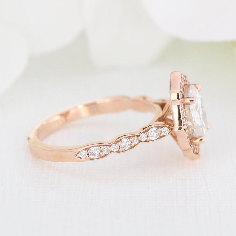 1.50CT Vintage Oval Cut Moissanite Halo Engagement Ring