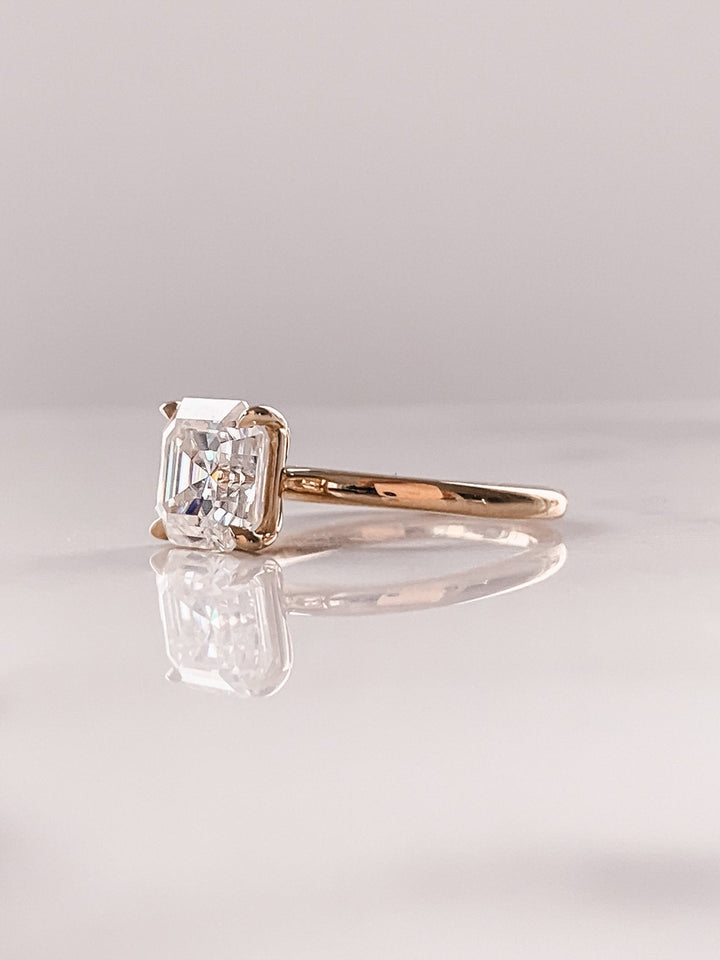 4.0CT Asscher Moissanite Solitaire Diamond Engagement Ring