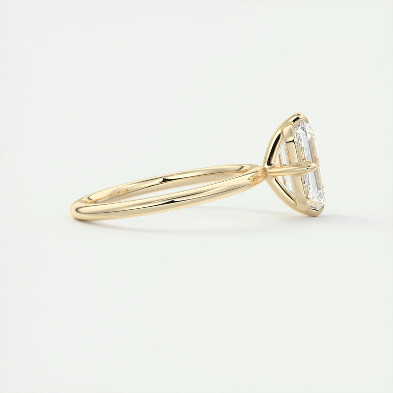 2.0 Ct Emerald Solitaire Moissanite Diamond Engagement Ring