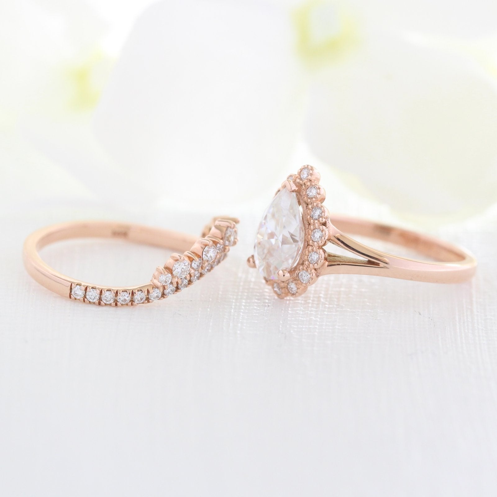 1.60CT Pear Cut Moissanite Halo Bridal Ring Set