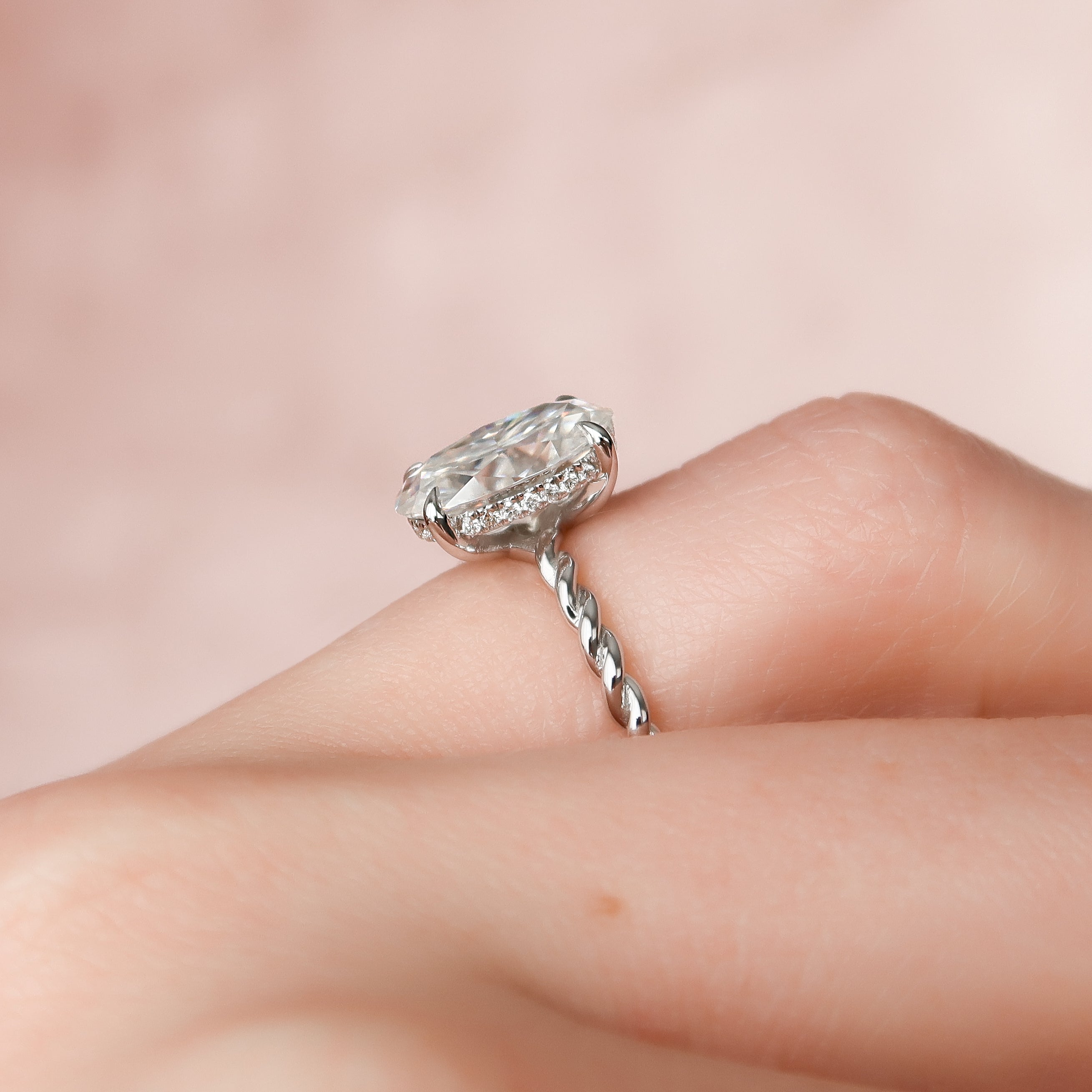 1.0 -3.0 CT Oval Cut CVD Diamond Hidden Halo Engagement Ring