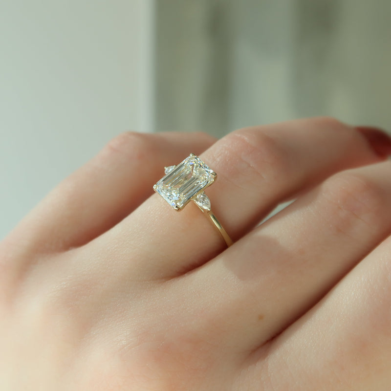 2.0 - 4.0 CT Emerald Cut CVD Diamond Three Stone Style Engagement Ring