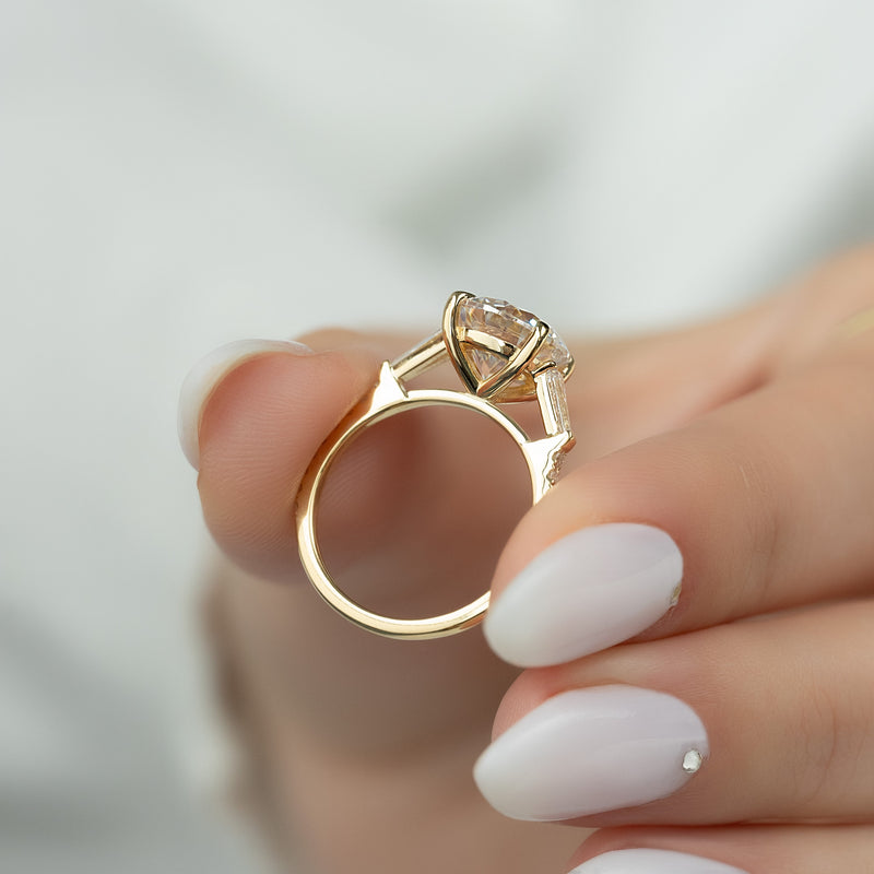 2.0 - 4.0 CT Round Cut CVD Diamond Pave Engagement Ring