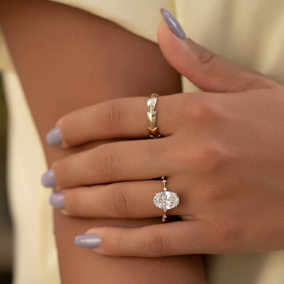 2.0 -4.0 CT Oval Cut CVD Diamond Dainty Engagement Ring