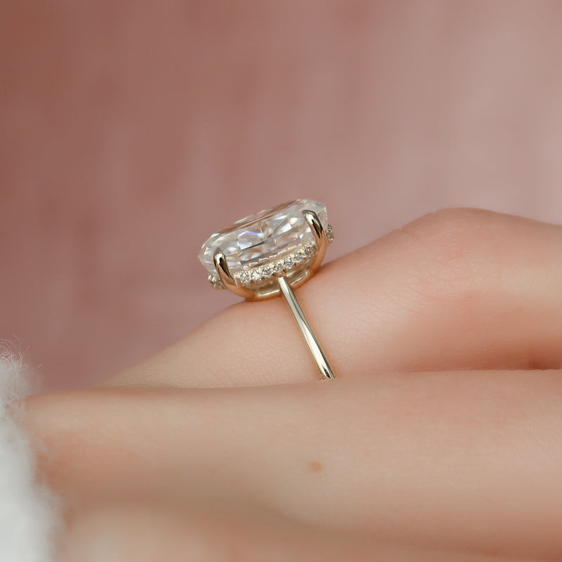 2.0 -4.0 CT Oval Cut CVD Diamond Hidden Halo Engagement Ring